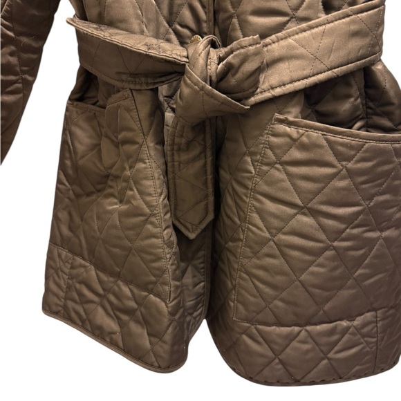 Burberry Quilted Button Up Brown Jacket with side packets, in good conditions - Picture 3 of 15